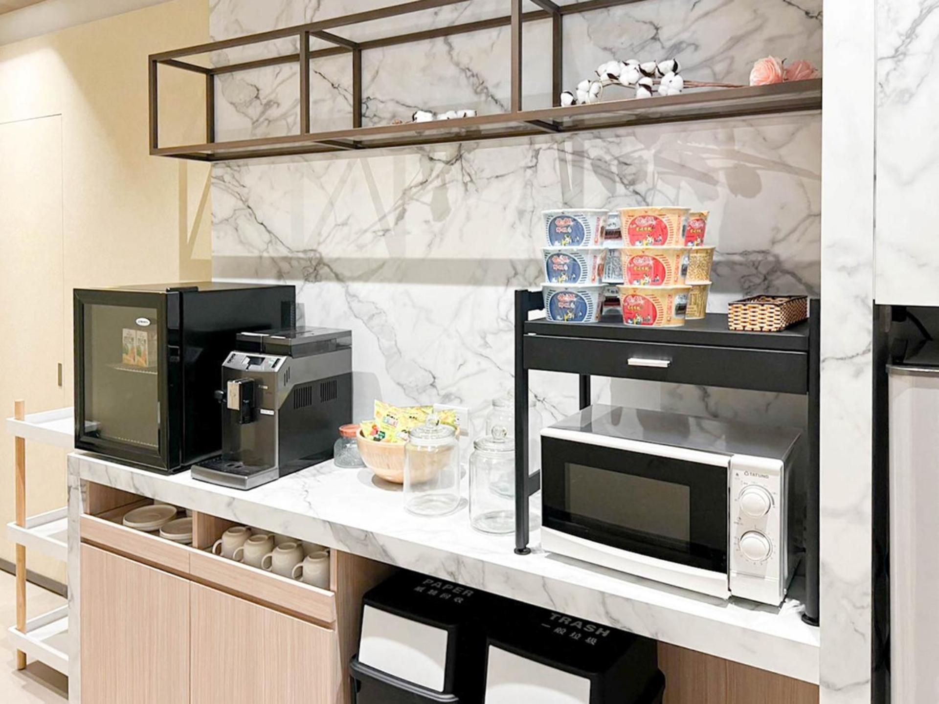 Royal Rose Hotel Zhongshan Taipei Esterno foto