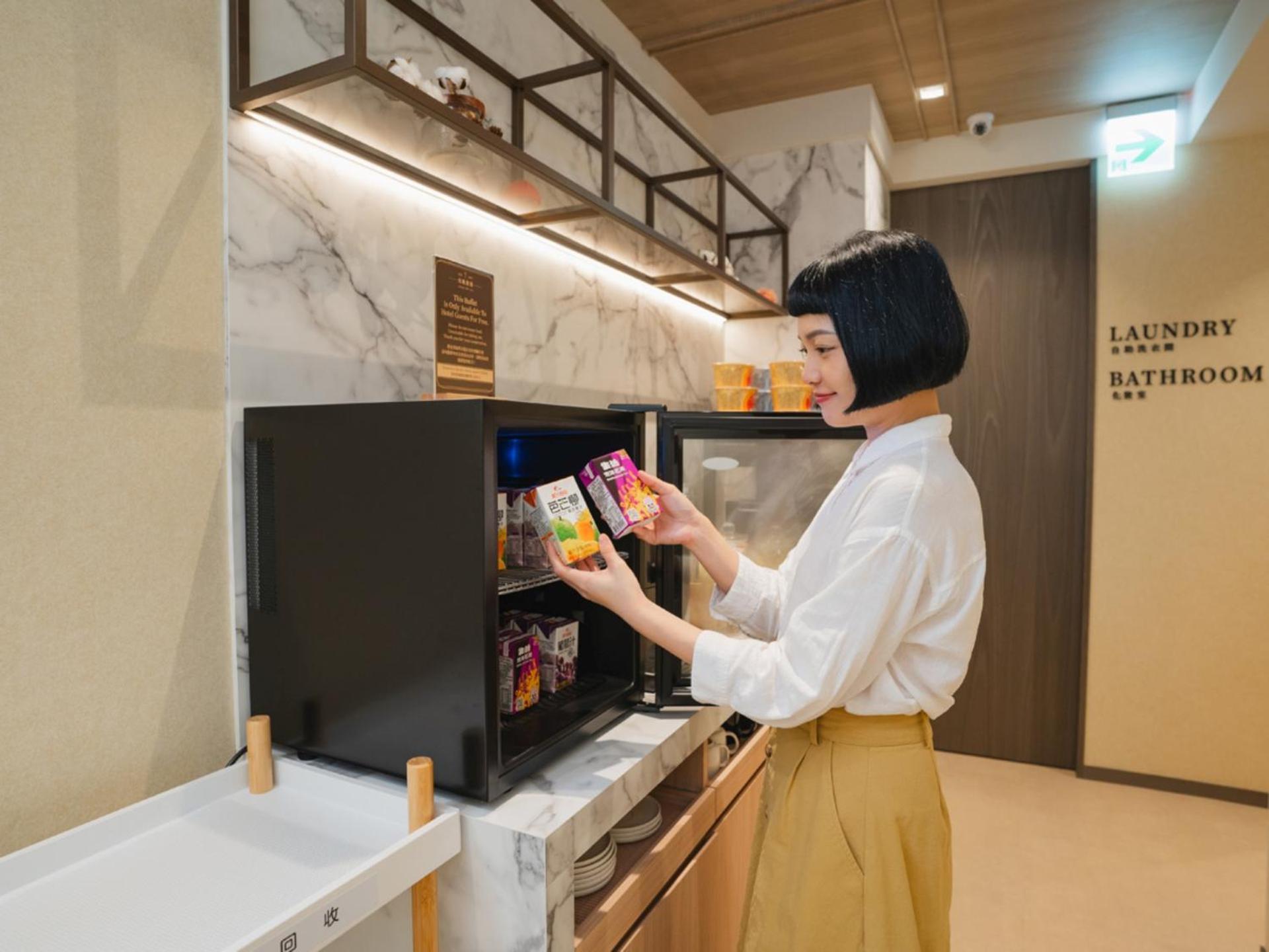 Royal Rose Hotel Zhongshan Taipei Esterno foto