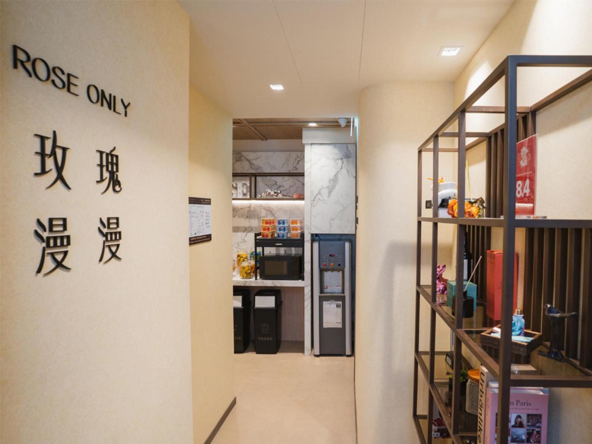 Royal Rose Hotel Zhongshan Taipei Esterno foto